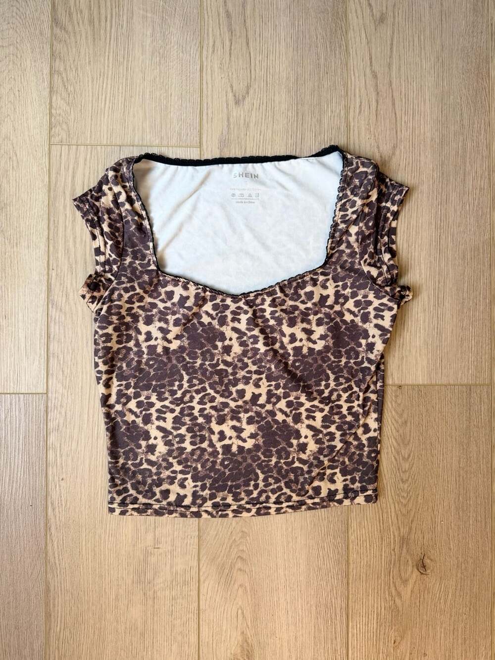 Shein Crop Top Size S Leopard Cap Sleeve